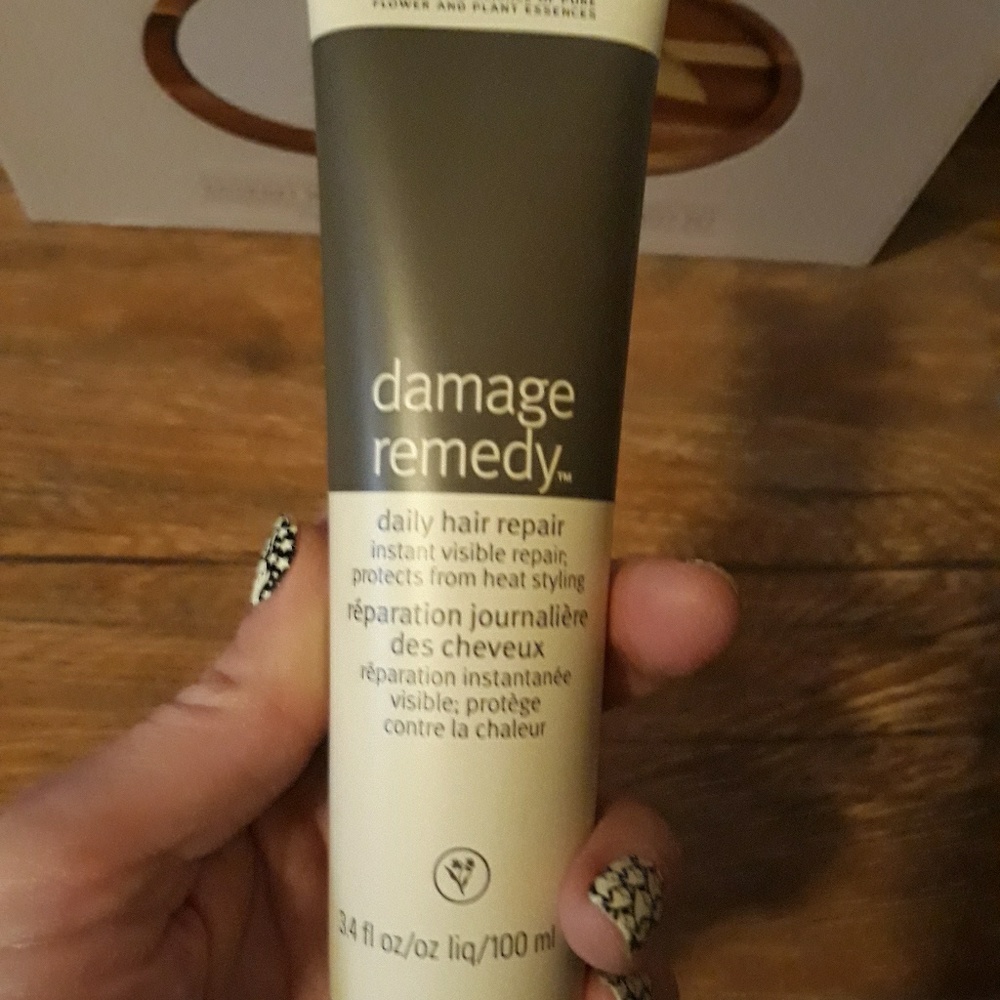 A veda hair therapy